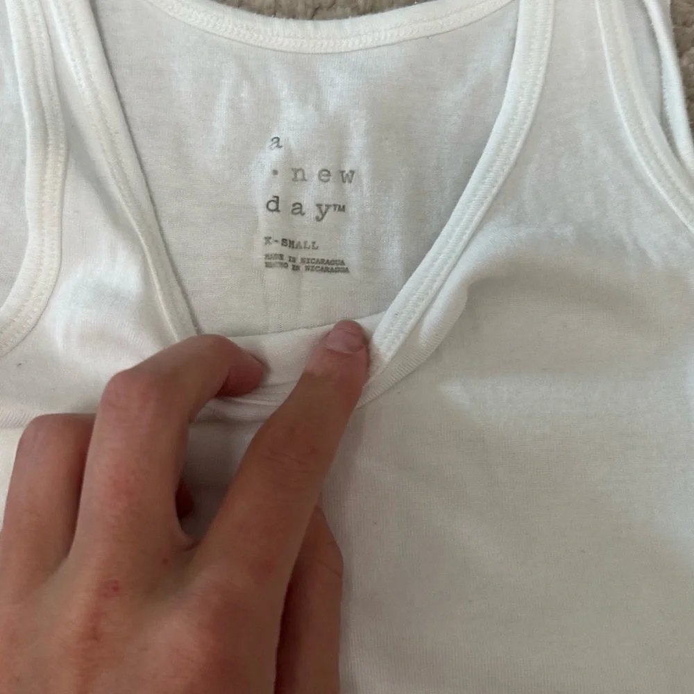 2 pack white and black tank tops - Picture 3 of 4